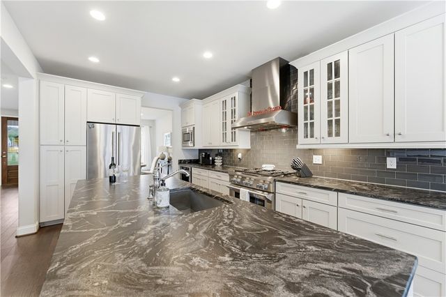 1502 Orion Rd, South Fayette, PA 15017