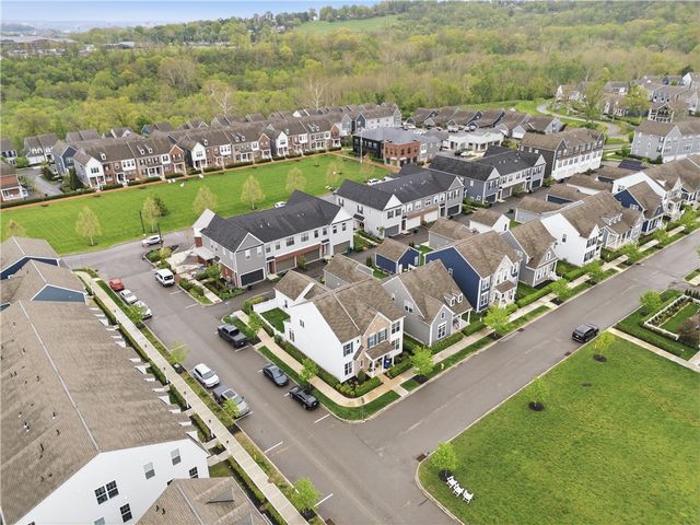 1502 Orion Rd, South Fayette, PA 15017
