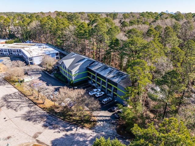 5104 Hollyridge Drive 303, Raleigh, NC 27612