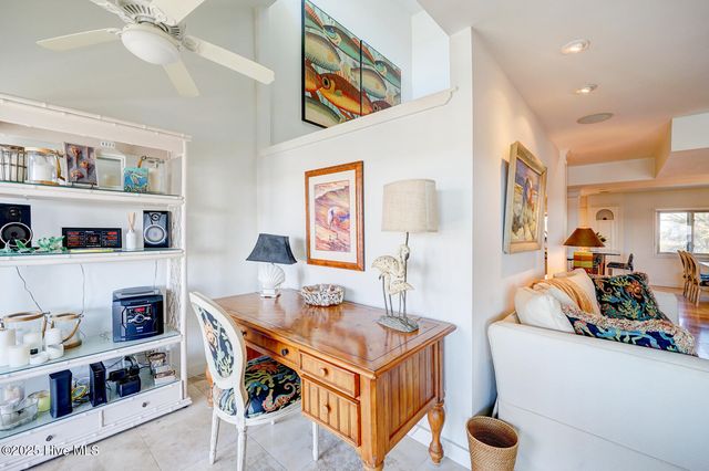 342 Causeway Drive 9, Wrightsville Beach, NC 28480