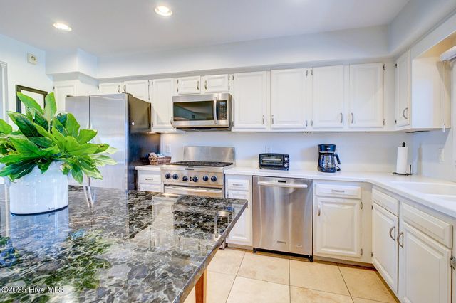 342 Causeway Drive 9, Wrightsville Beach, NC 28480