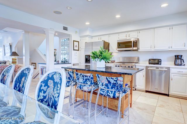 342 Causeway Drive 9, Wrightsville Beach, NC 28480