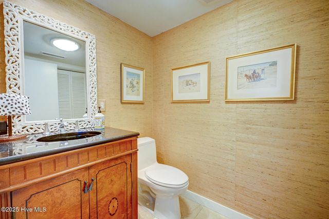 342 Causeway Drive 9, Wrightsville Beach, NC 28480