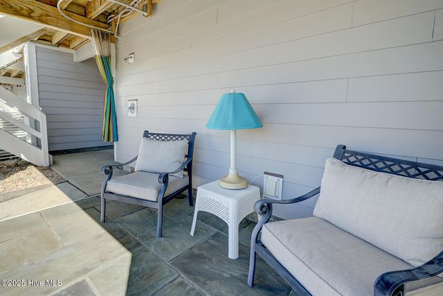 342 Causeway Drive 9, Wrightsville Beach, NC 28480