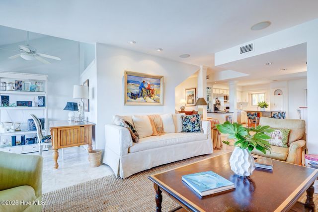 342 Causeway Drive 9, Wrightsville Beach, NC 28480