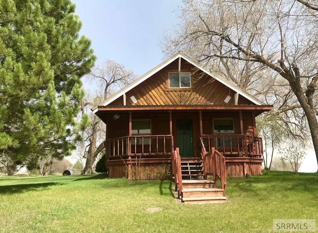 Image 1 of property listing at 232 N Spruce Street, Parker, ID 83438