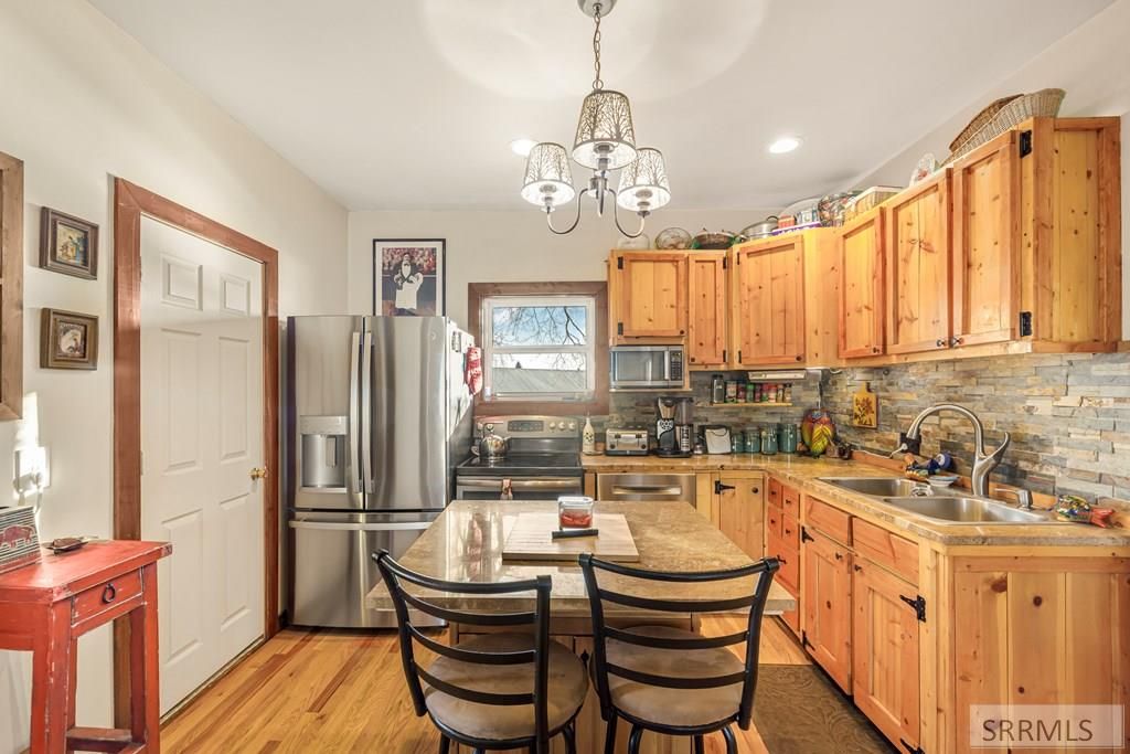 Image 12 of property listing at 232 N Spruce Street, Parker, ID 83438