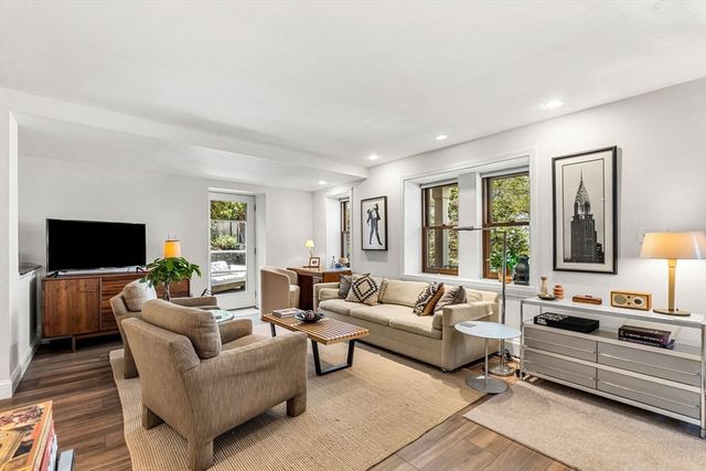 101 Summit E, Brookline, MA 02446