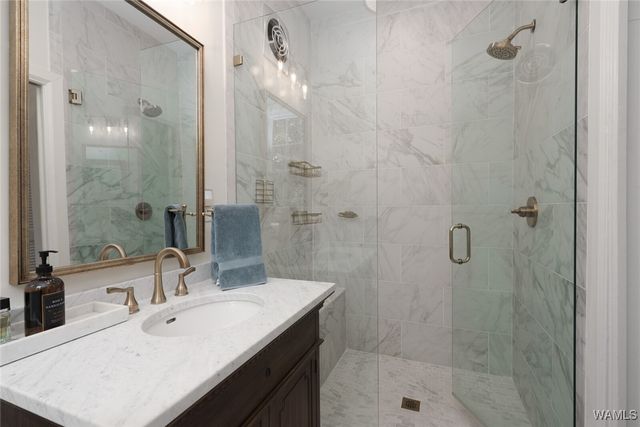 204 The Highlands, Tuscaloosa, AL 35404