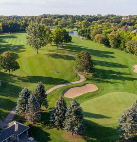 2490 Cambridge Way, Shakopee, MN 55379