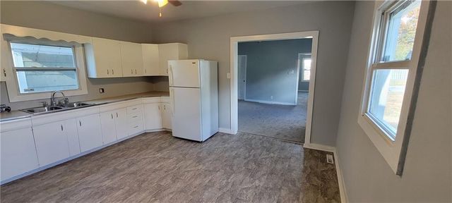 711 Pottawatomie Street, Leavenworth, KS 66048