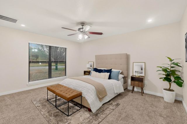 712 W Five Mile Parkway, Dallas, TX 75224