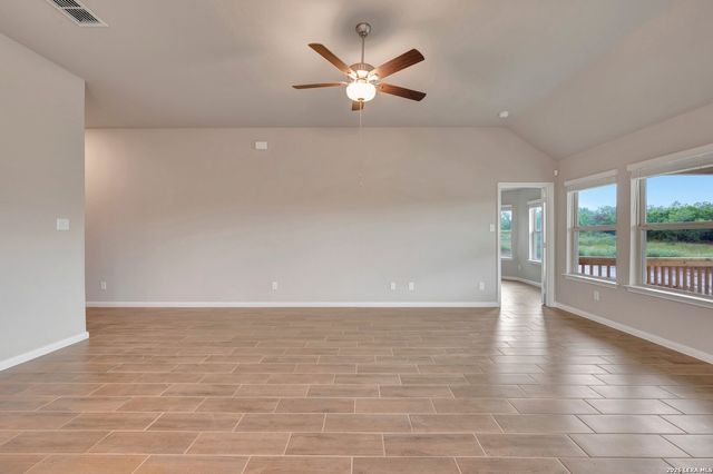 117 Greeley Drive, Floresville, TX 78114