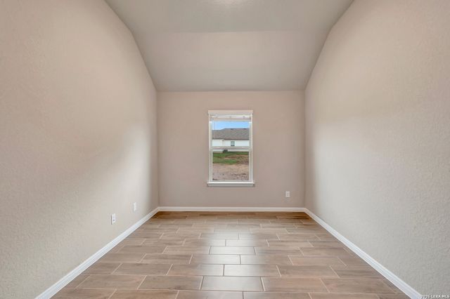 117 Greeley Drive, Floresville, TX 78114