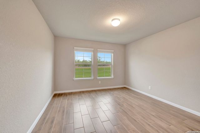 117 Greeley Drive, Floresville, TX 78114