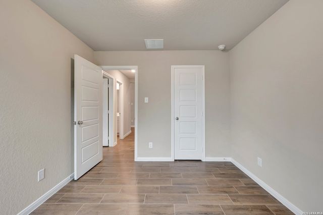 117 Greeley Drive, Floresville, TX 78114