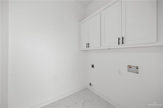 2800 N Alyna Avenue, Edinburg, TX 78541