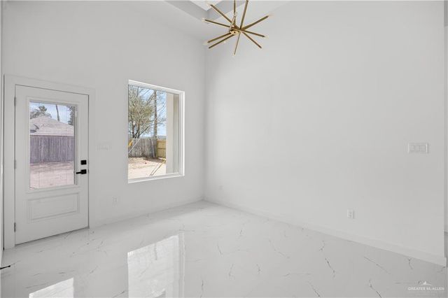 2800 N Alyna Avenue, Edinburg, TX 78541