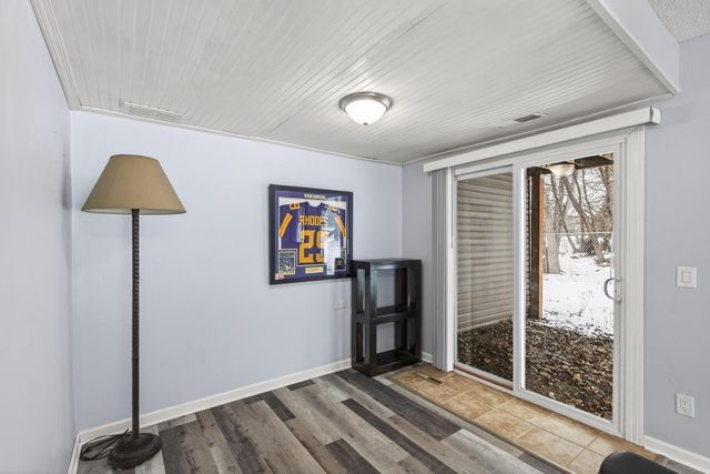 16616 Franklin Trail SE, Prior Lake, MN 55372