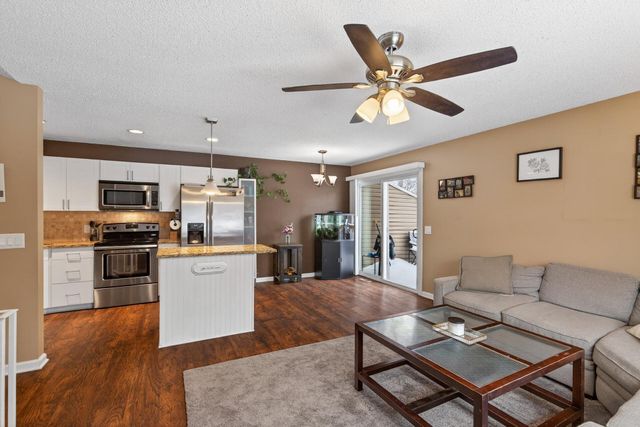 16616 Franklin Trail SE, Prior Lake, MN 55372