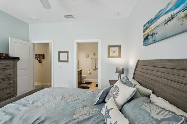 10802 SEASONS WAY, Palmetto, FL 34221