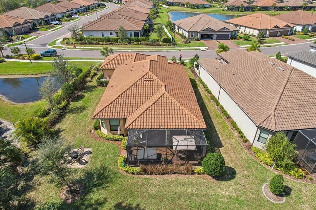 10802 SEASONS WAY, Palmetto, FL 34221