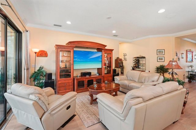 10802 SEASONS WAY, Palmetto, FL 34221