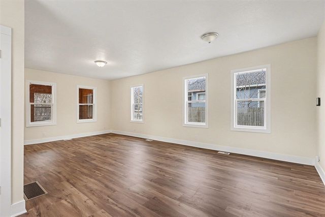 769 Catawba Avenue, Muskegon, MI 49442