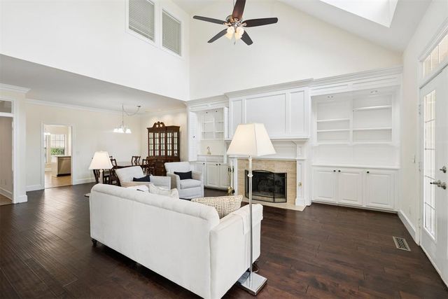 605 Aberdeen Road, Edmond, OK 73025