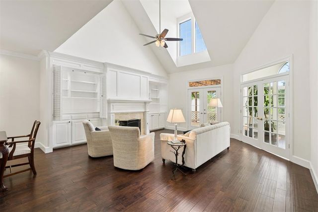 605 Aberdeen Road, Edmond, OK 73025