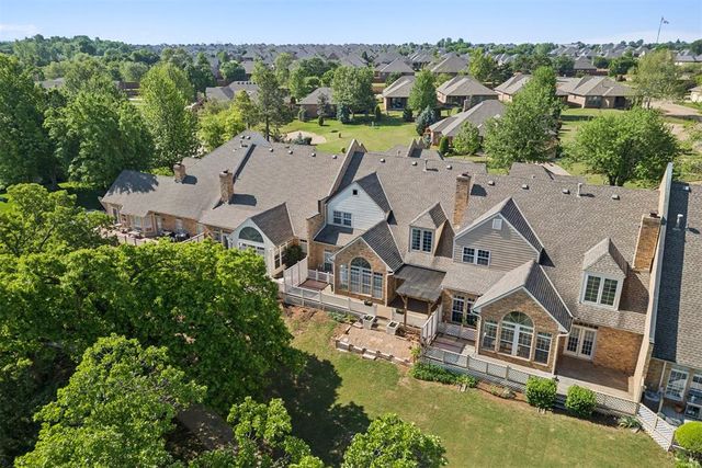 605 Aberdeen Road, Edmond, OK 73025