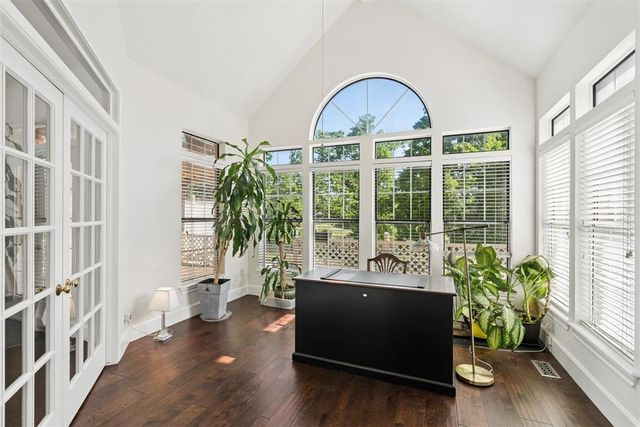 605 Aberdeen Road, Edmond, OK 73025
