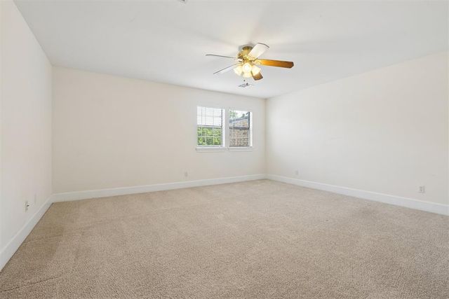605 Aberdeen Road, Edmond, OK 73025