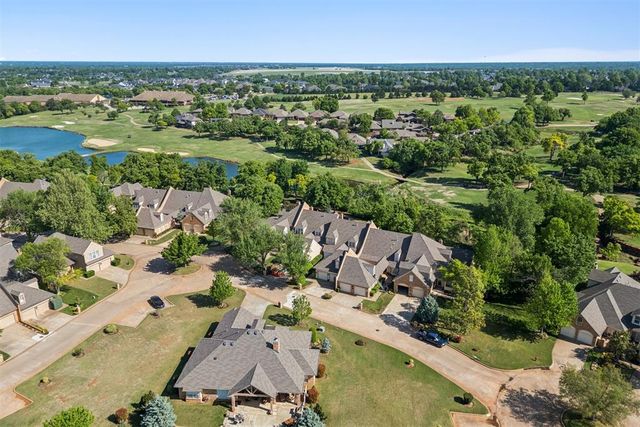 605 Aberdeen Road, Edmond, OK 73025