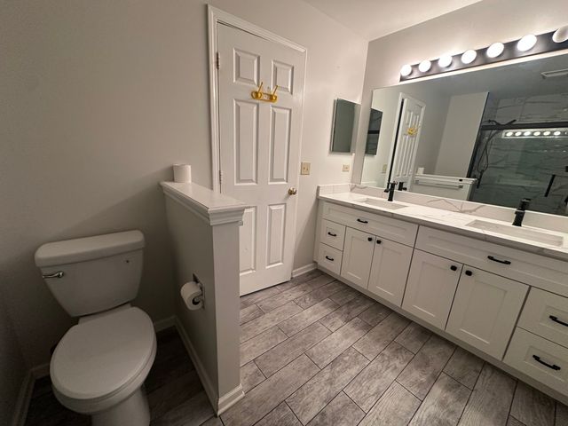 1008 Victoria Drive, Fox River Grove, IL 60021