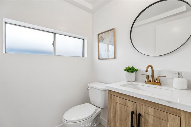 621 N Orlando Avenue 9, West Hollywood, CA 90048