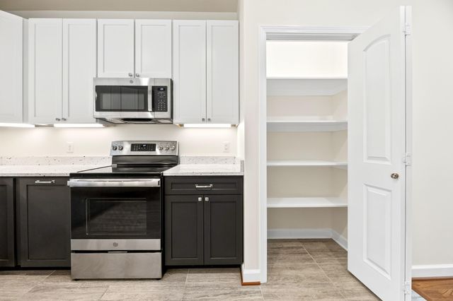 315 Griffith Lane, Elloree, SC 29047