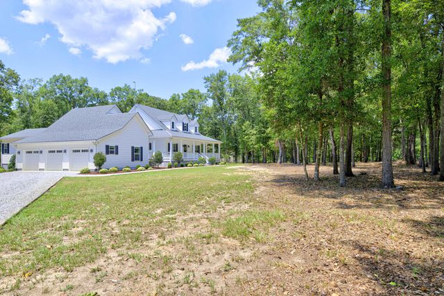 315 Griffith Lane, Elloree, SC 29047
