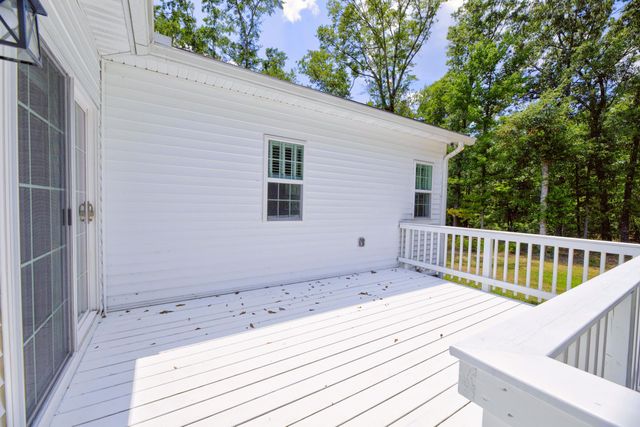 315 Griffith Lane, Elloree, SC 29047