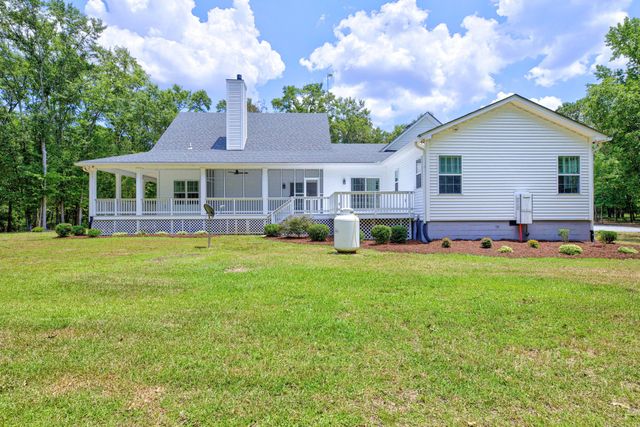 315 Griffith Lane, Elloree, SC 29047