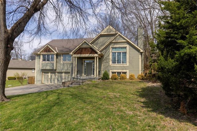 7203 Eastside Drive, Weatherby Lake, MO 64152