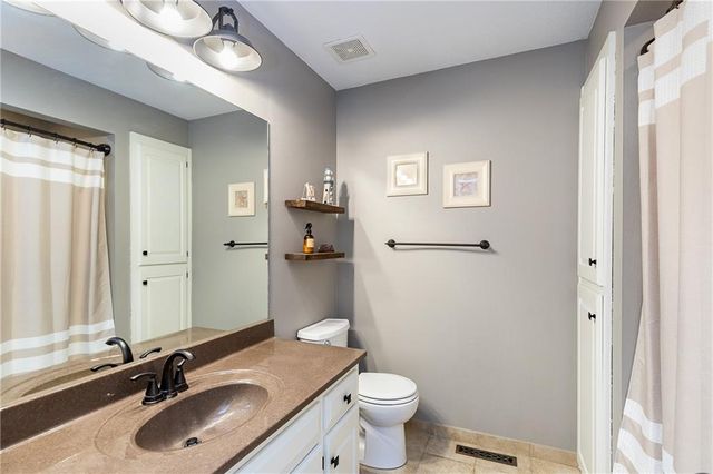 7203 Eastside Drive, Weatherby Lake, MO 64152