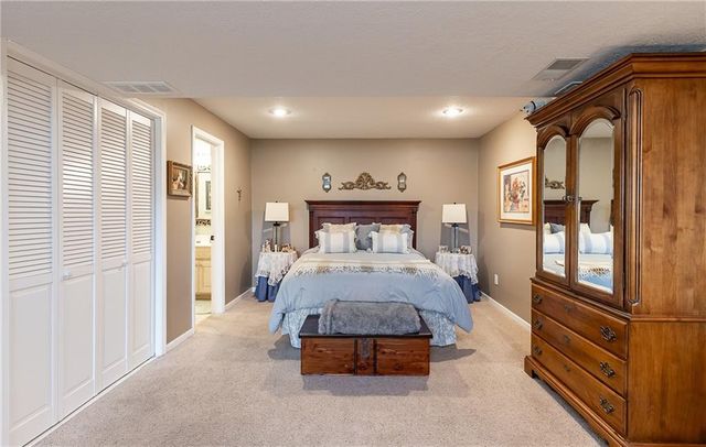 7203 Eastside Drive, Weatherby Lake, MO 64152