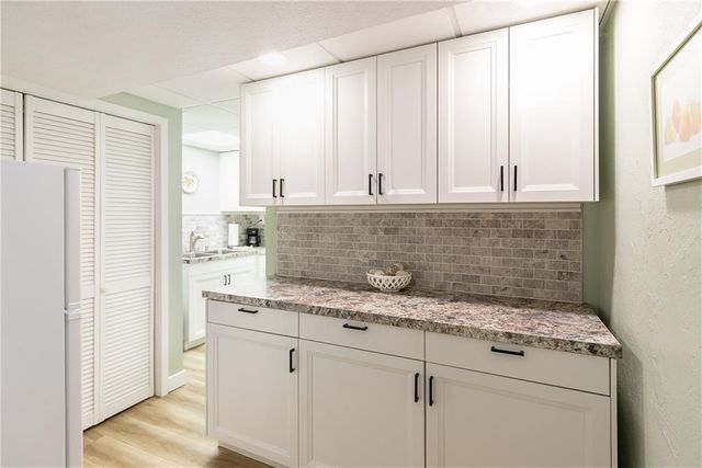 7203 Eastside Drive, Weatherby Lake, MO 64152