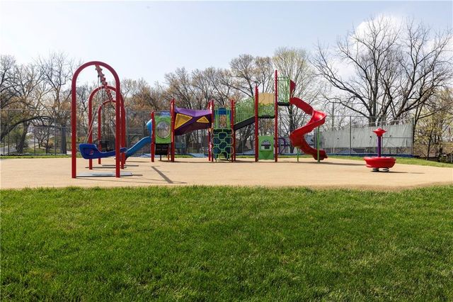 7203 Eastside Drive, Weatherby Lake, MO 64152