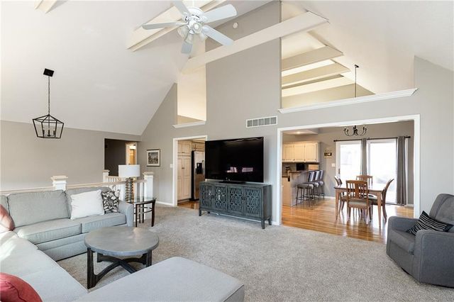 7203 Eastside Drive, Weatherby Lake, MO 64152