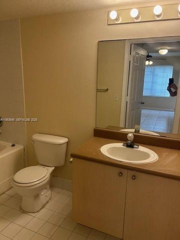 4021 San Marino Blvd 107, West Palm Beach, FL 33409