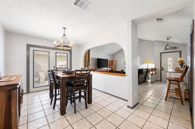 7805 Wakefield DR, Austin, TX 78749