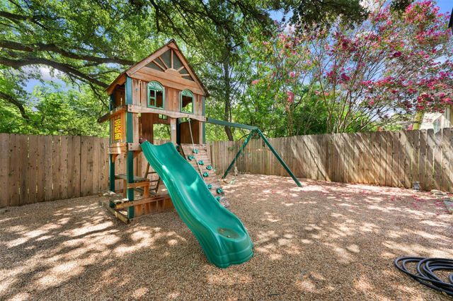 7805 Wakefield DR, Austin, TX 78749