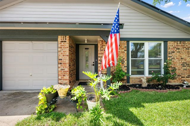 7805 Wakefield DR, Austin, TX 78749